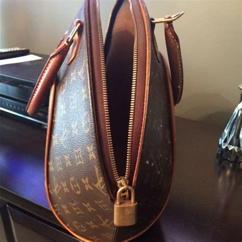 louis vuitton serienummer checken in sjaal|louis vuitton purse serial number lookup.